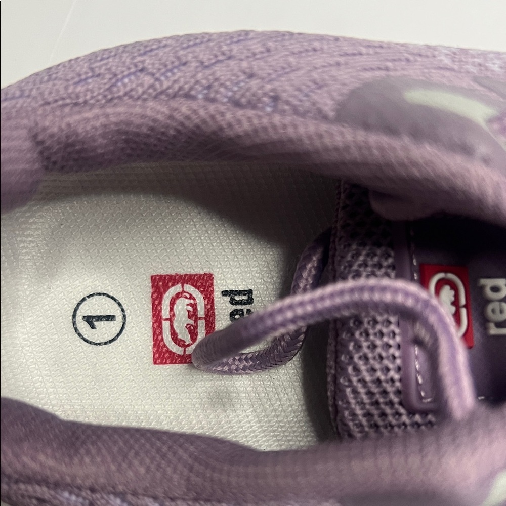 NWT Red Lavender Girls Sneakers Size 1 - Picture 2 of 9